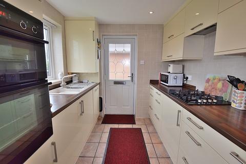 2 bedroom property for sale, Ronaldshay Close, Richmond