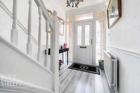 148 Carlton Road, Romford, RM2 5BD