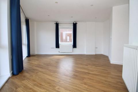 2 bedroom apartment to rent, Centenary Plaza, Southampton SO19