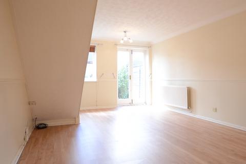 2 bedroom terraced house to rent, Barclay Road