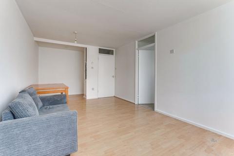 1 bedroom flat for sale, Sherborne Avenue, Enfield