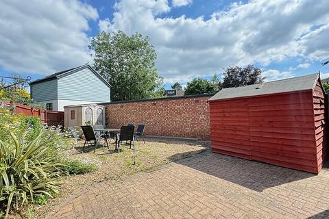 20 Forge Road, Kenilworth, CV8 2HR