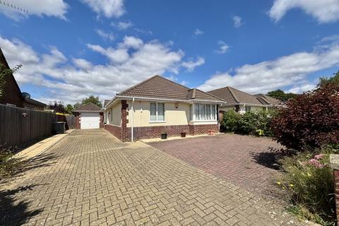 3 bedroom bungalow for sale, St. Martins Road, Poole BH16