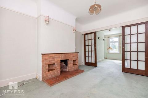 3 bedroom apartment for sale, Jumpers Avenue, Christchurch, BH23