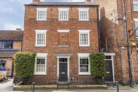 4 bedroom character property for sale, Queen Street, Southwell NG25