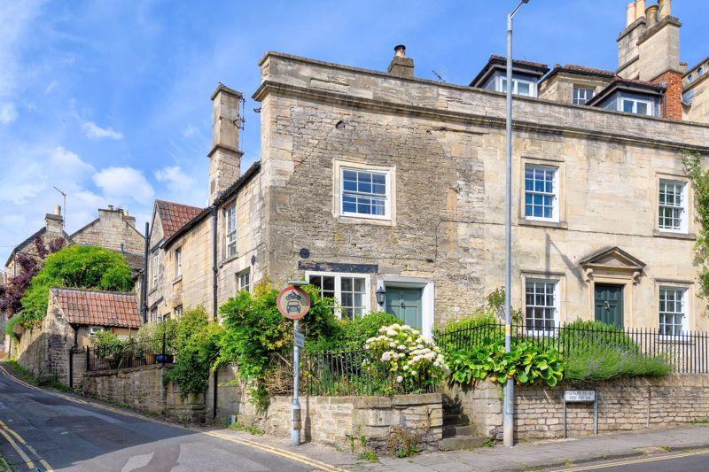 Woolley Street, Bradford On Avon Ba15 2 Bed End Of Terrace House For 