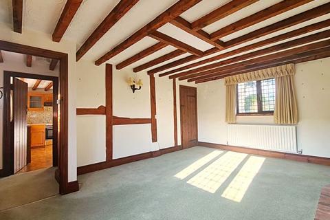 3 bedroom barn conversion for sale, Village Street, Evesham