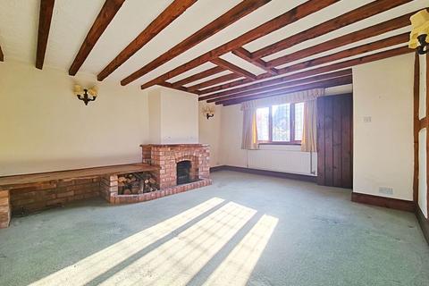 3 bedroom barn conversion for sale, Village Street, Evesham