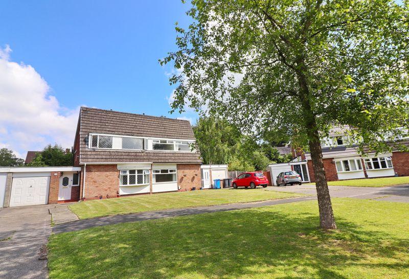 Calder Drive, Manchester M28 3 bed semidetached house for sale £325,000