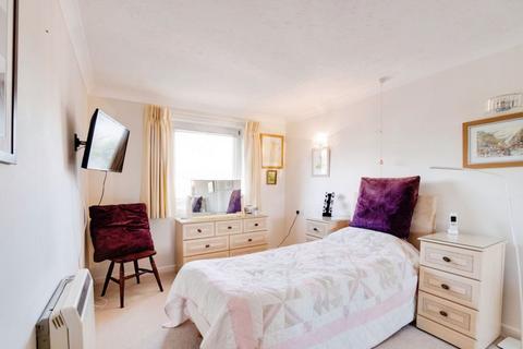 2 bedroom flat for sale, Belle Vue Road, Bournemouth BH6