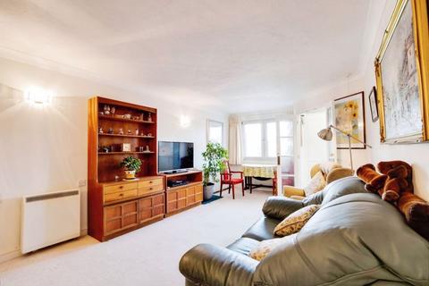 2 bedroom flat for sale, Belle Vue Road, Bournemouth BH6