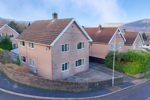 4 bedroom detached house for sale, Derwen Deg Close, Abergavenny NP7