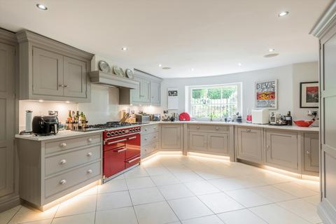 6 bedroom semi-detached house for sale, Grove Hill Gardens, Tunbridge Wells, Kent, TN1