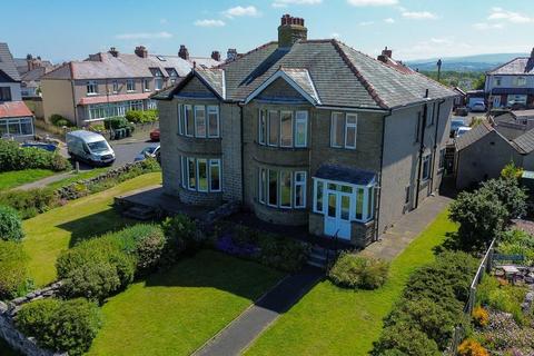 4 bedroom semi-detached house for sale, The Cliffs, Heysham, Morecambe, LA3 1NY