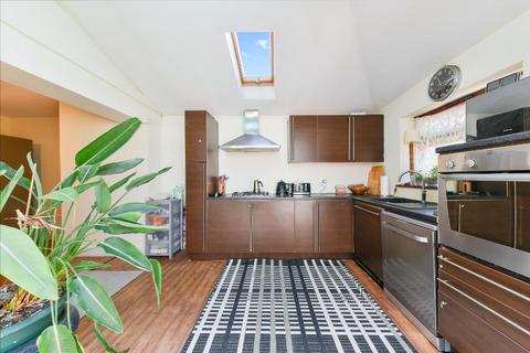 3 bedroom terraced house for sale, Haynt Walk, Wimbledon Chase, London, SW20 9NX