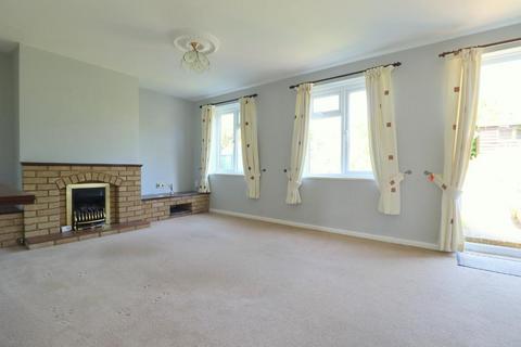 3 bedroom end of terrace house for sale, Porlock Drive, Vauxhall Park, Luton, Bedfordshire, LU2 9LL