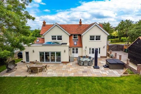 5 bedroom detached house for sale, Harlington Road, Sharpenhoe, Bedfordshire, MK45 4SG