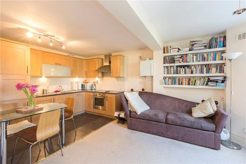 2 bedroom flat for sale, Trinity Road, London SW17