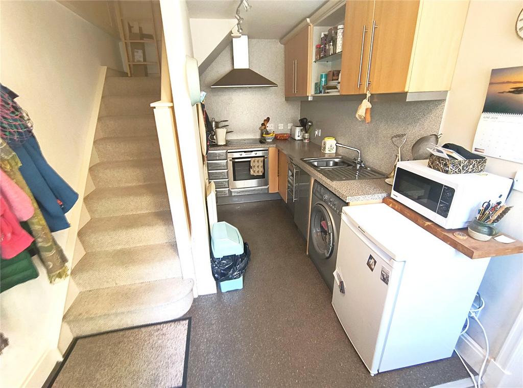 East Street, South Molton, North... 2 bed terraced house - £130,000