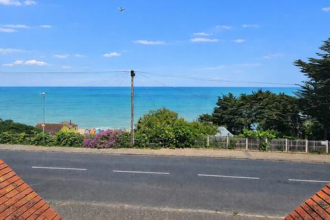 4 bedroom chalet for sale, Western Esplanade, Herne Bay, CT6 8JA