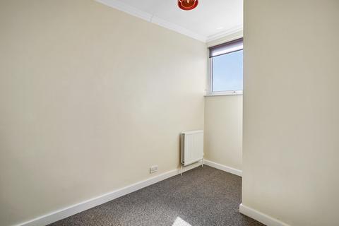 20 Aluric Close, Grays, RM16 4NB