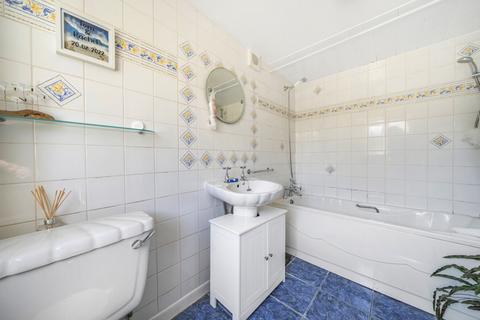 12 Crown Road, Wheatley, Oxford, OX33 1UL