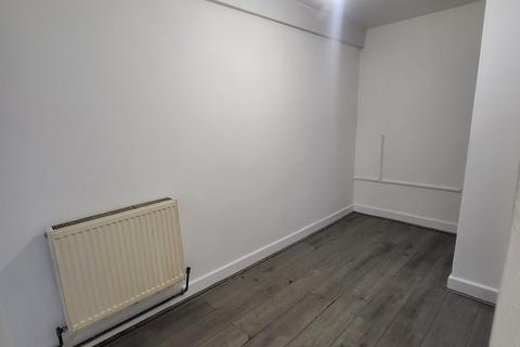 1 bedroom apartment to rent, Flat 1A,  Kremlin Drive, Liverpool
