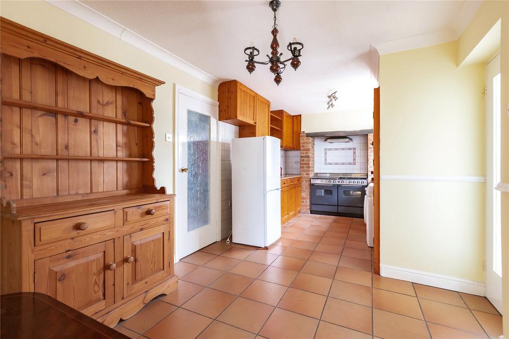Kitchen/Breakfast Rm