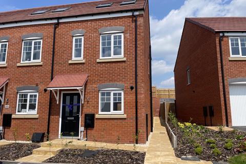 3 bedroom end of terrace house to rent, JOHN WILLIAMS CLOSE, TELFORD TF2