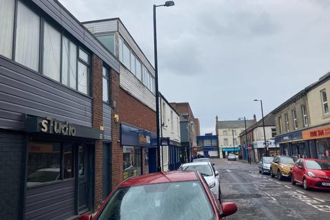 Shop to rent, Russell Street, North Shields