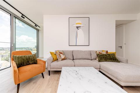 2 bedroom apartment to rent, Valencia Tower, 3 Bollinder Place, London, EC1V