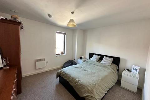 2 bedroom apartment to rent, The Gallery, Plaza Boulevard, Liverpool