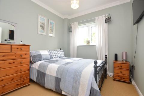 30 Castle Lodge Square, Rothwell, Leeds, LS26 0ZG