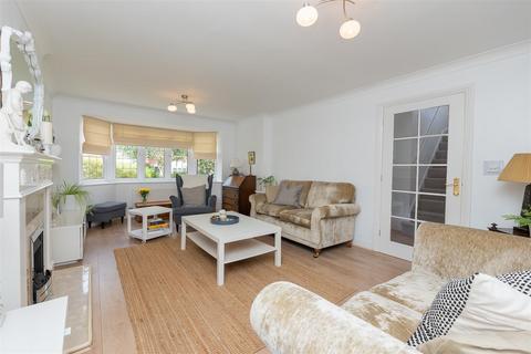 47 Applin Green, Emersons Green, Bristol, BS16 7ES
