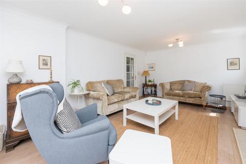 47 Applin Green, Emersons Green, Bristol, BS16 7ES