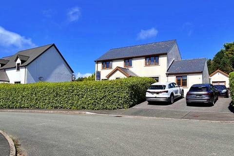 4 bedroom detached house for sale, Southgate Park, Spittal, Haverfordwest