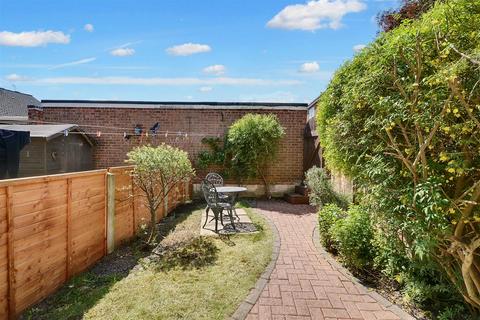 3 bedroom terraced house for sale, Loscoe Road, Nottingham