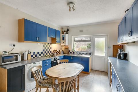 3 bedroom terraced house for sale, Loscoe Road, Nottingham