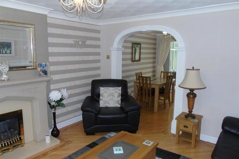 3 bedroom semi-detached house for sale, Lytham Close, Liverpool L10