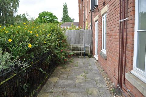 1 bedroom apartment to rent, Gras Lawn, EXETER