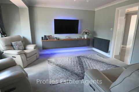 29 Bearsden Crescent, Hinckley, LE10 0SQ