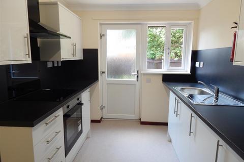 1 bedroom bungalow to rent, Mill Pleck, Studley