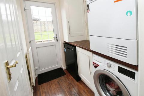 12 Bradshaw View, Queensbury, Bradford, BD13 2FF