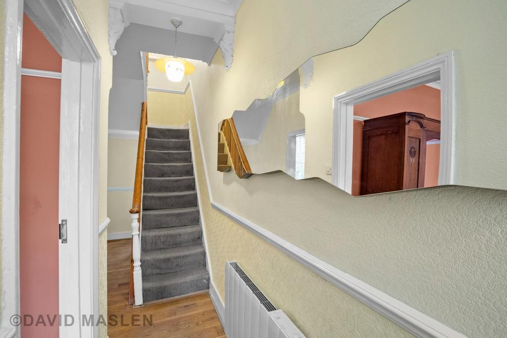 Hallway.jpg