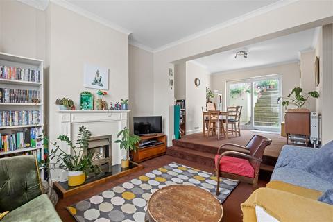 3 bedroom house for sale, Coombe Road, Brighton