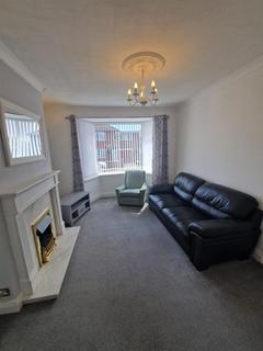 2 bedroom semi-detached house to rent, Softley Place, Newcastle Upon Tyne