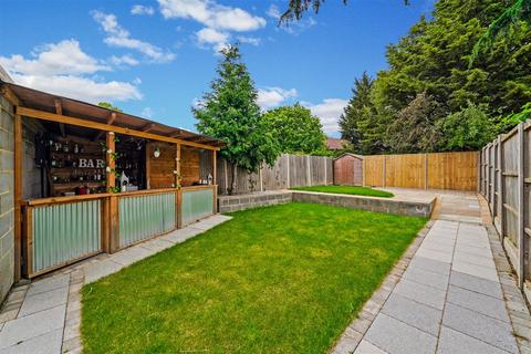 19 Maida Way, London, E4 7JL