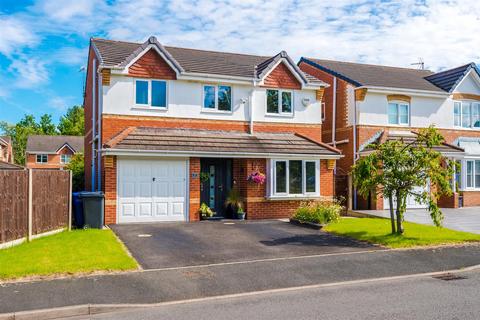 4 bedroom detached house for sale, Peel Hall Avenue, Tyldesley