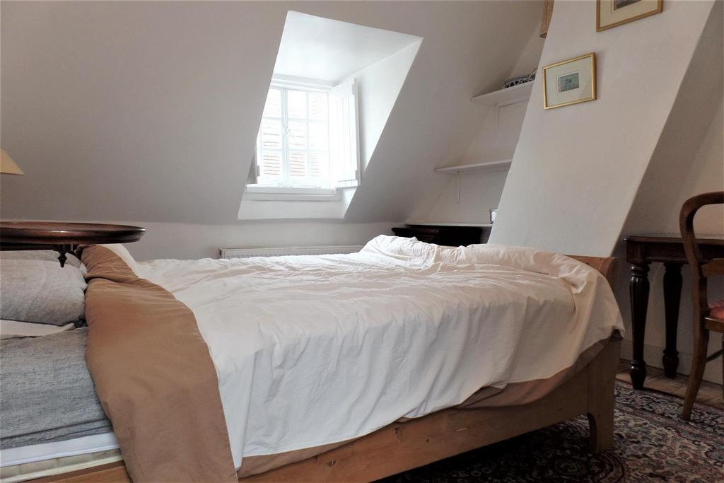 Bedroom 2.jpg