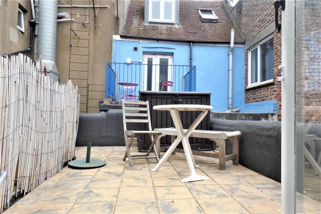 Roof terrace.jpg